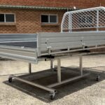 Aluminium single cab tray with reinforced structure and sleek design