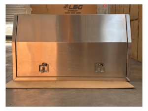 Store Clearance 2 Locks 1400 F/P Toolbox (Sydney stock 1 left)